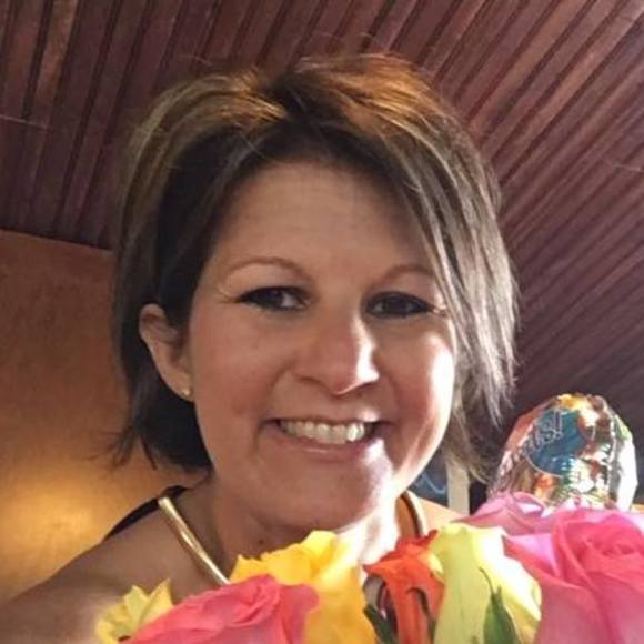 Meet your Posher, Cheryl - Picture 1 of 1